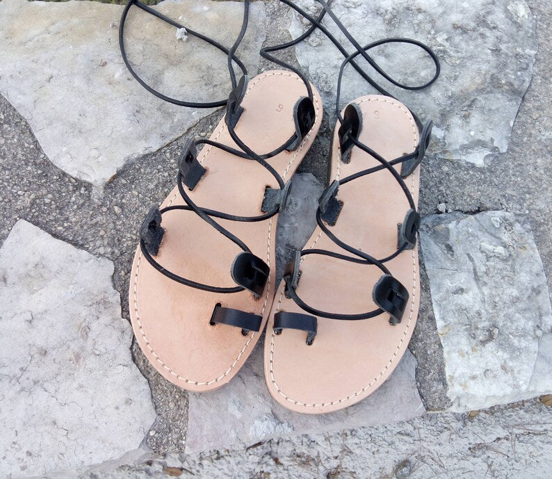Black toe ring Gladiator Sandals