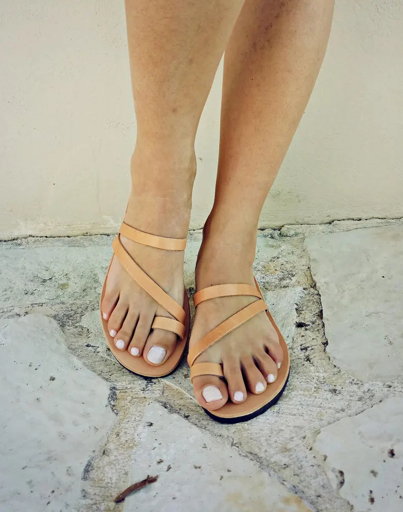 Womens leather sandals with straps