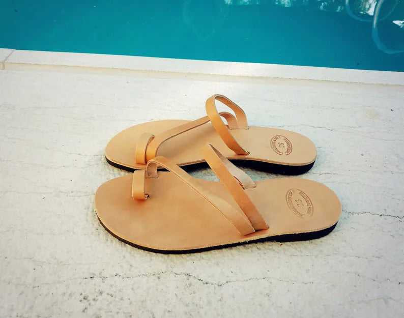 Womens leather sandals with straps
