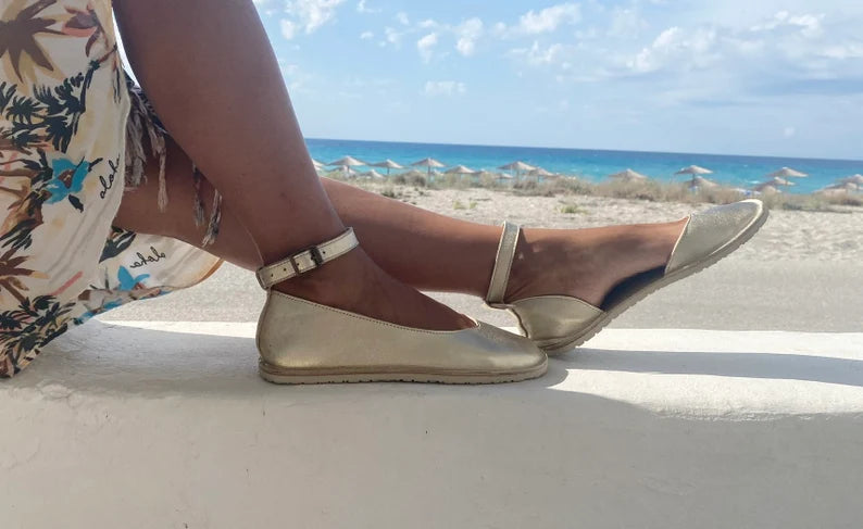 Flexible barefoot ballerinas