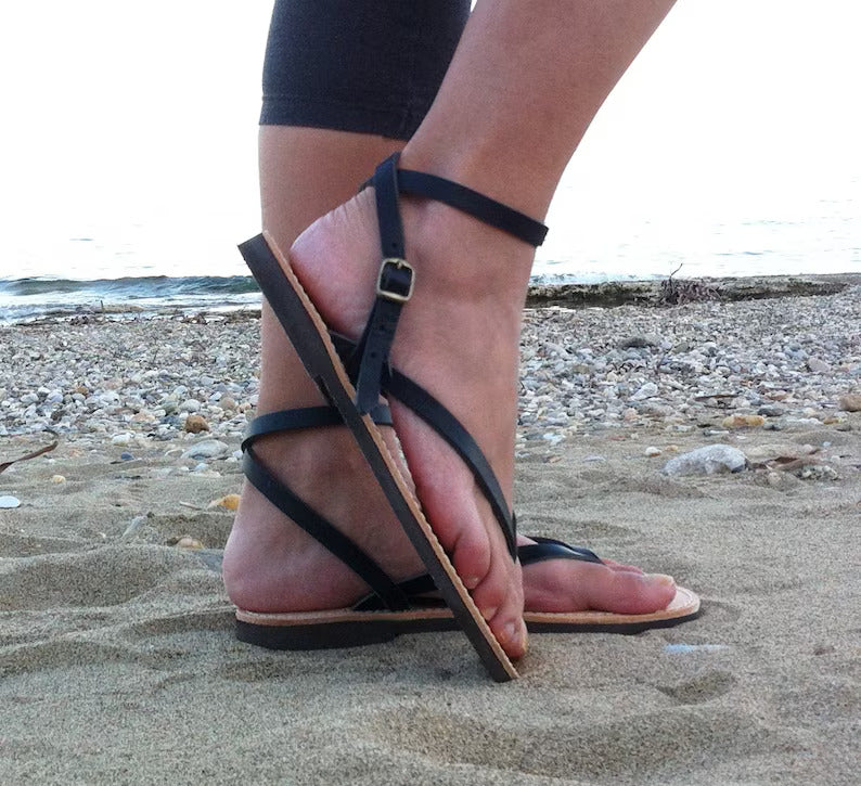 sandalias griegas de cuero