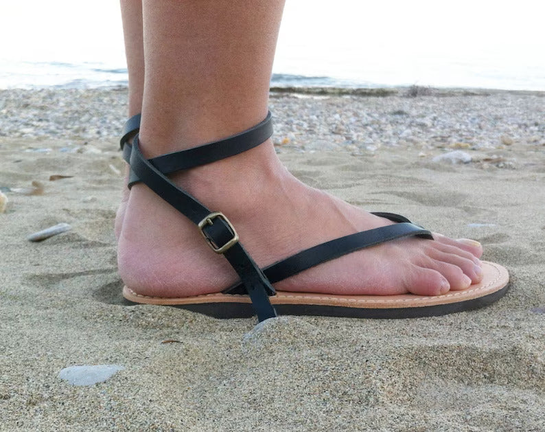 sandalias griegas de cuero