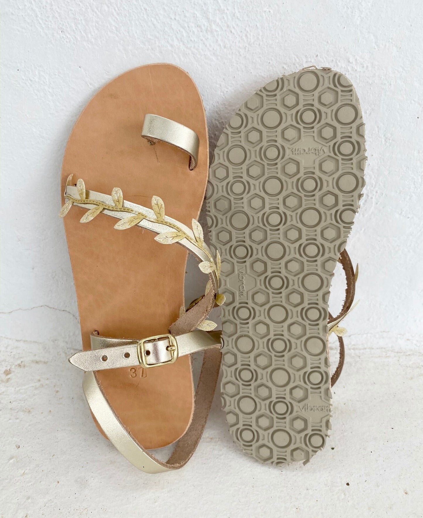 Barefoot vibram sole sandals with leaves